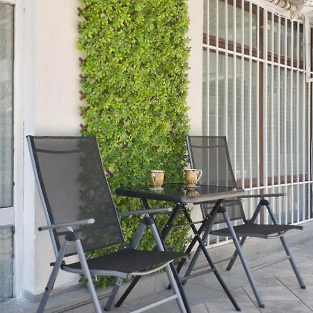 Cozy Studio Near The Park With Huge Verandah. Βελίκο Τίρνοβο Εξωτερικό φωτογραφία